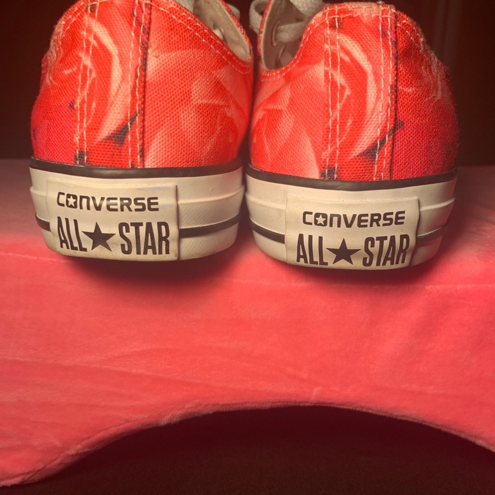 Roses Converse🌹